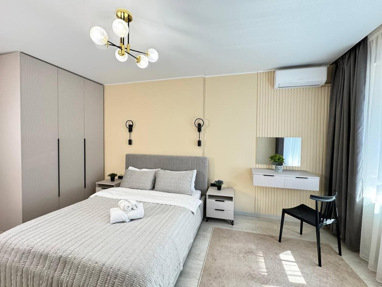 2 4 You, Flat 184 Apartment